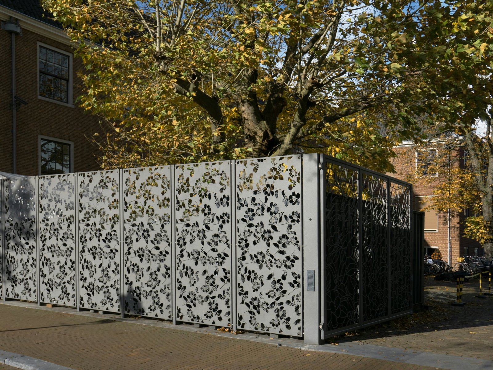 Exklusiver Designzaun Edelstahl Lasercut Marburg