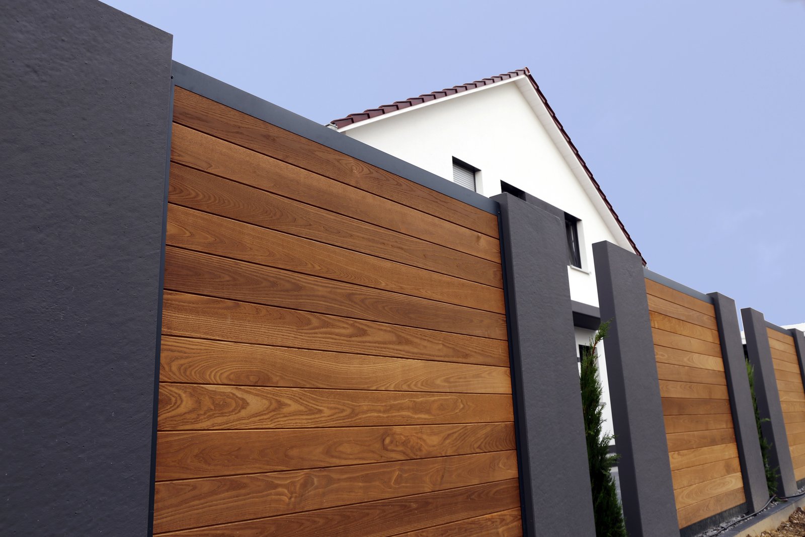 Moderner Sichtschutzzaun Garten Marburg – ZaunLahn Sichtschutz & Windschutz